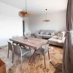 Apartment Beachfront In Jesolo 54343