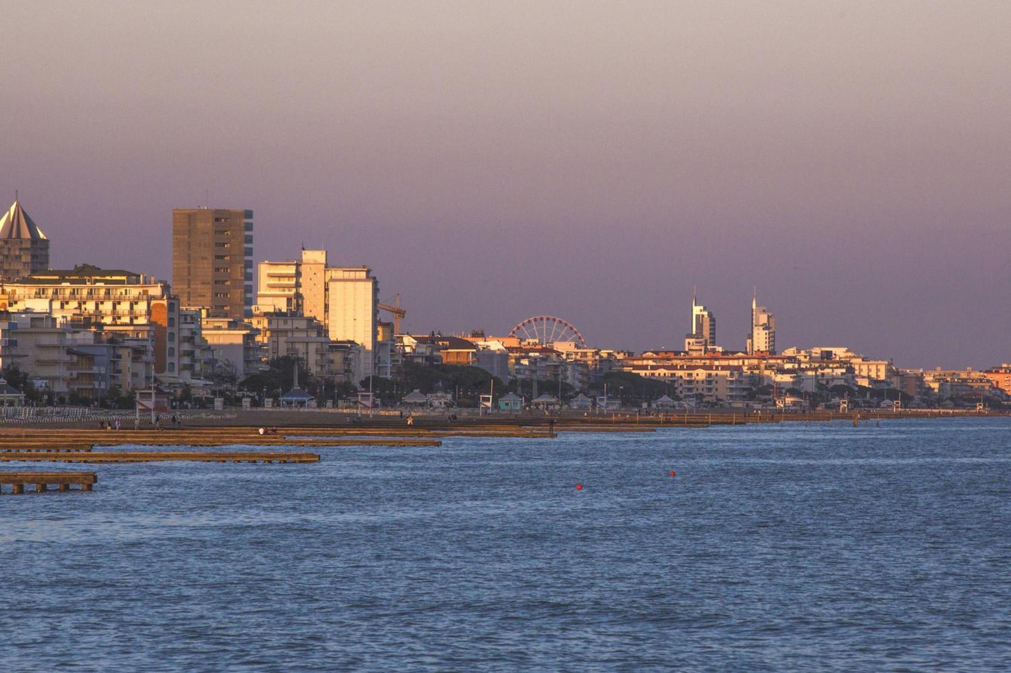 Appartamento Beachfront In 54343 *